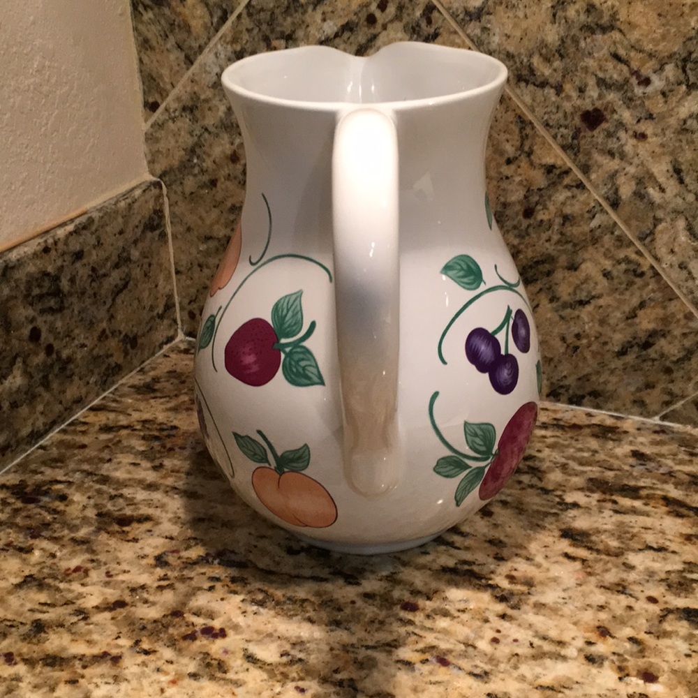 Good Condition Princess House Pitcher - Picture 4 of 7